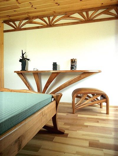 Meble z drewna do sypialni artystyczne unikatowe oryginalne tapicerowane siedzisko, krzeslo #3124.