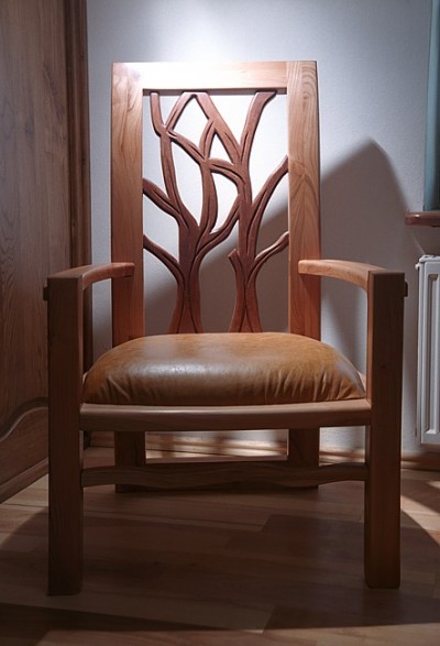 Meble z drewna artystyczne dizajnerskie fotel tapicerowany unikatowy dizajnerski. #3141