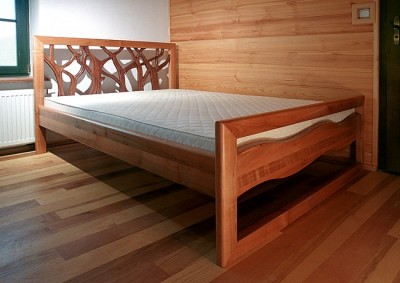 Meble drewniane łóżko artystyczne unikatowe na wymiar do sypialni. #3145