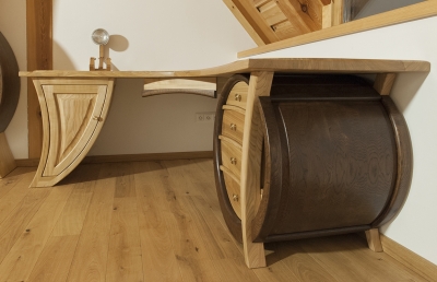 4126_Narozne-biurko-gabinetowe-drewniane